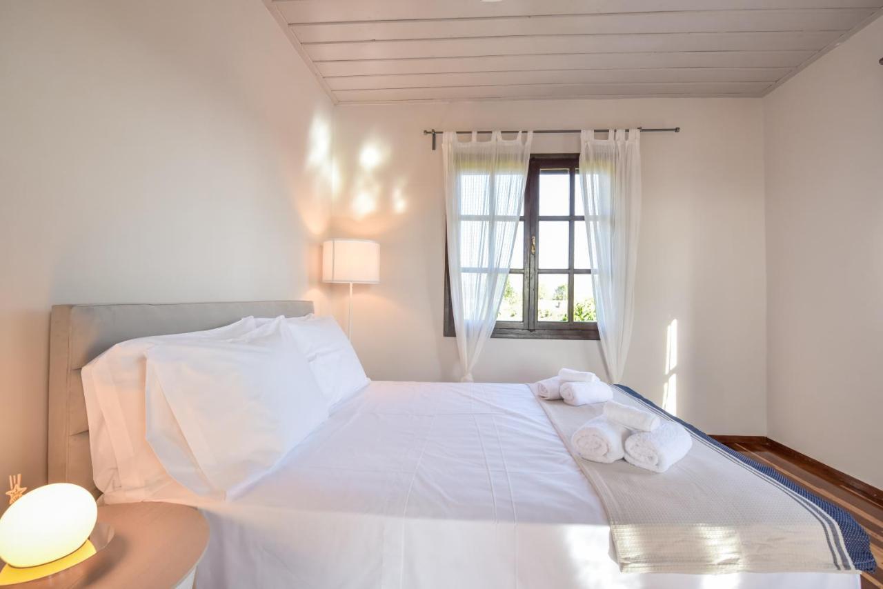 Alexandre Maison Beachfront Gialova Vacation Home Экстерьер фото