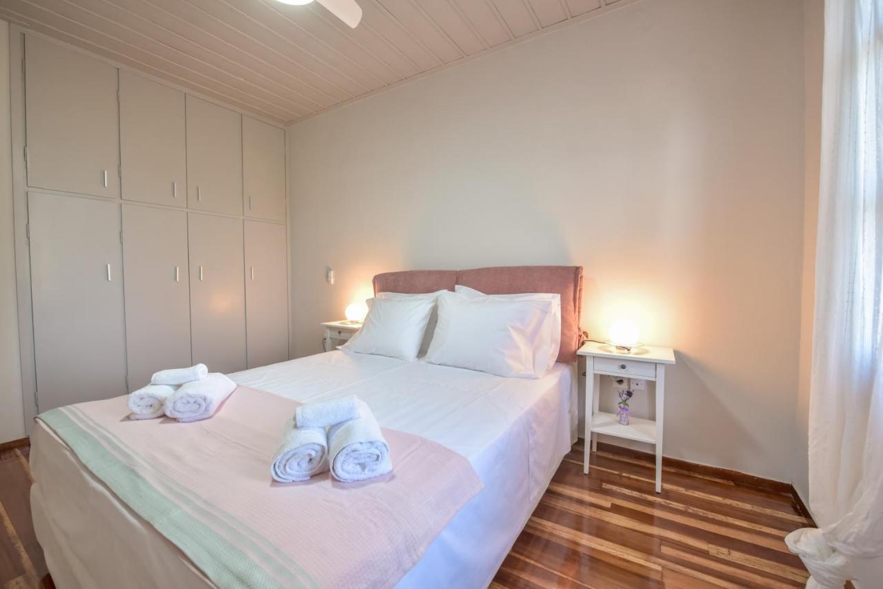 Alexandre Maison Beachfront Gialova Vacation Home Экстерьер фото