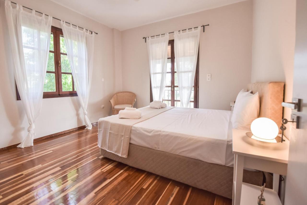 Alexandre Maison Beachfront Gialova Vacation Home Экстерьер фото